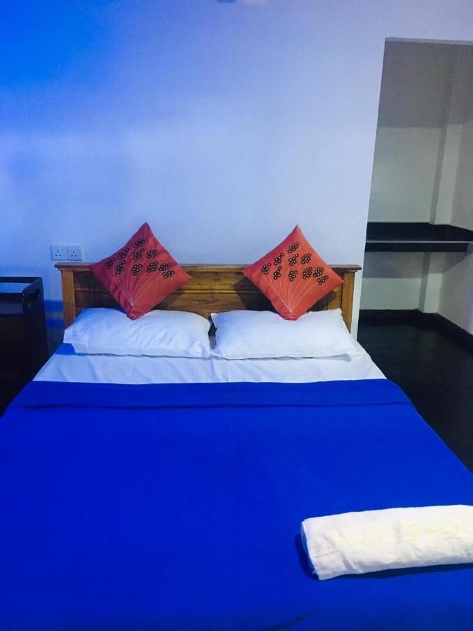 Himansa Homestay Ела Екстериор снимка