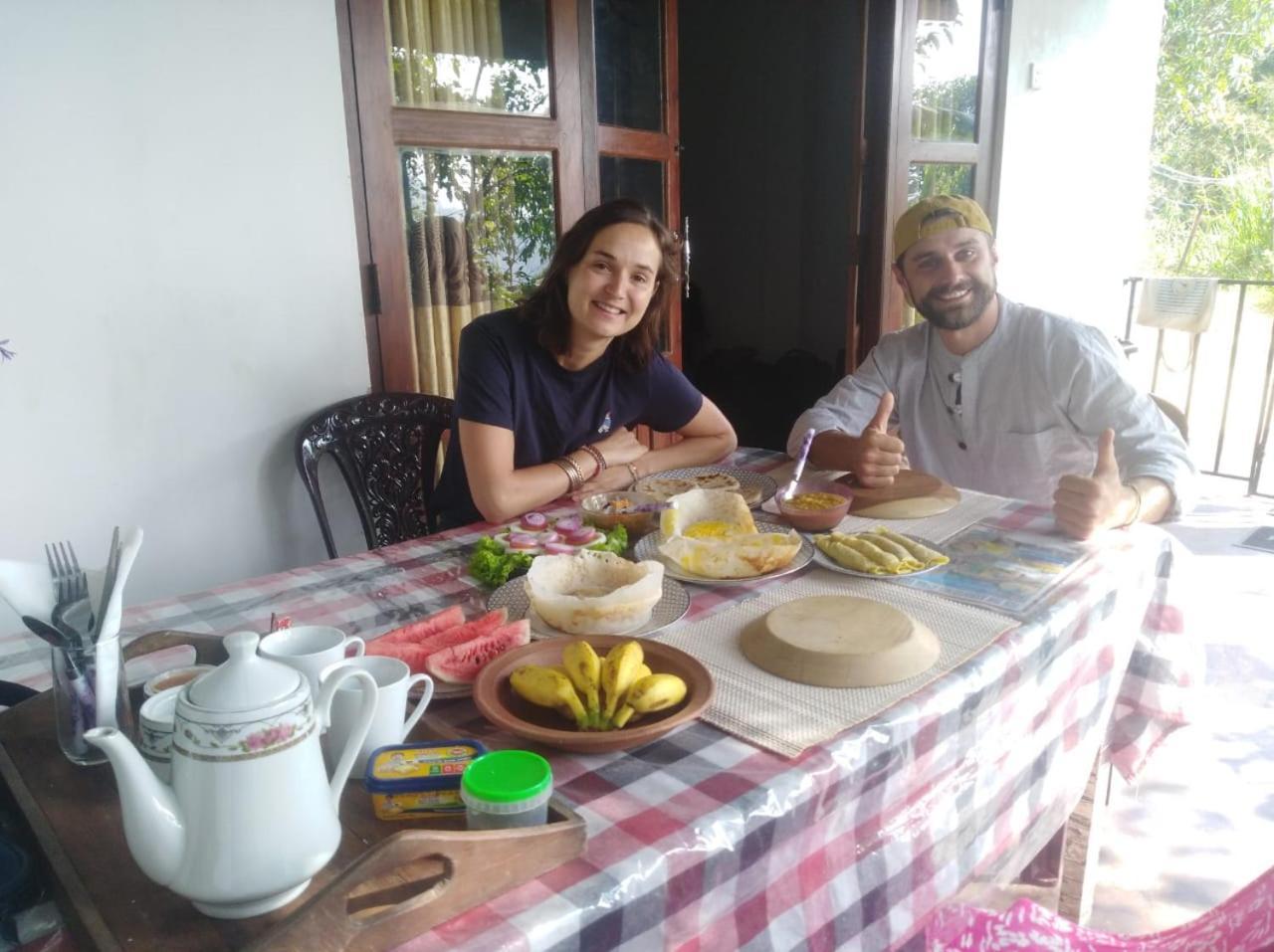 Himansa Homestay Ела Екстериор снимка