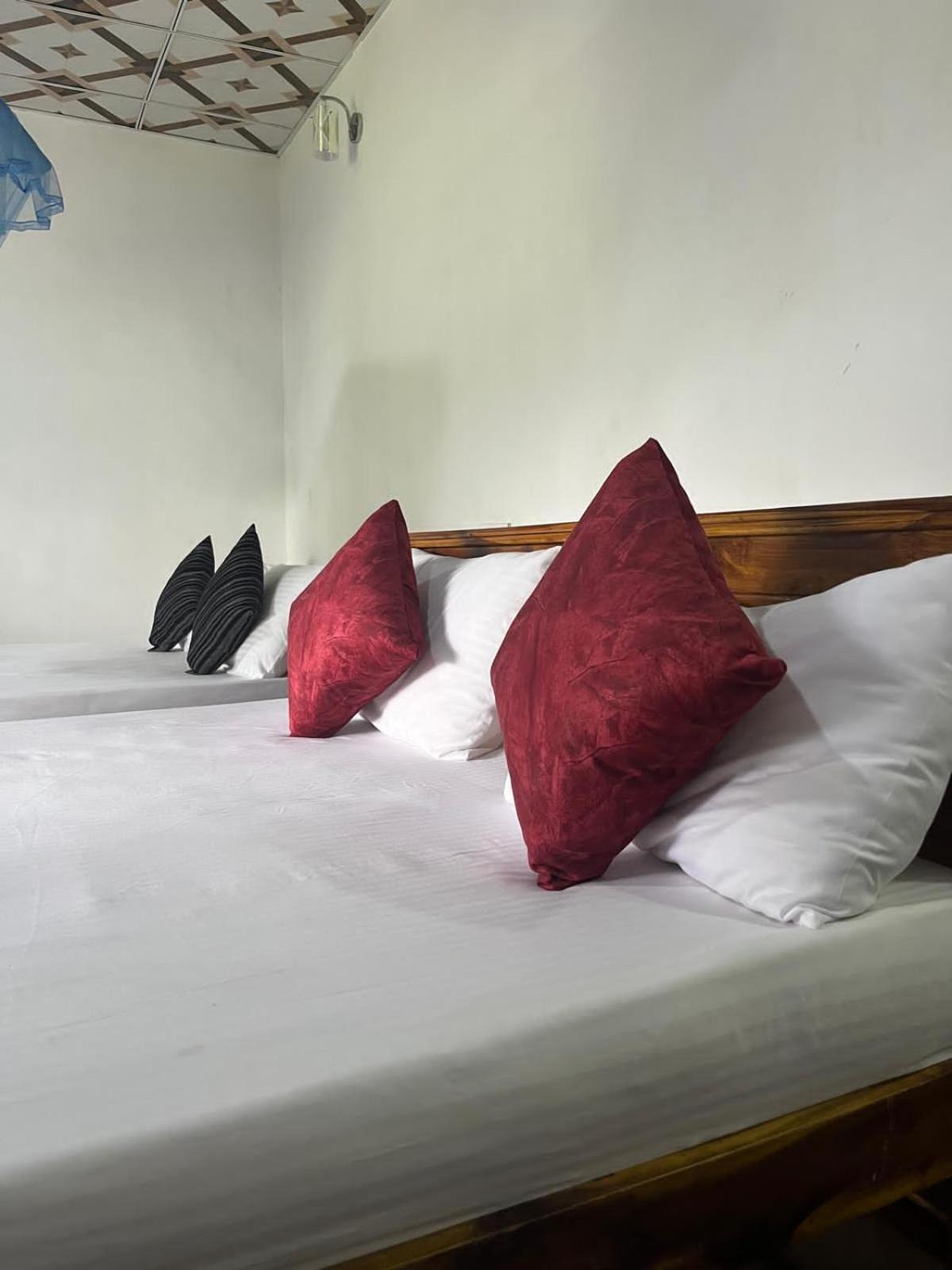 Himansa Homestay Ела Екстериор снимка