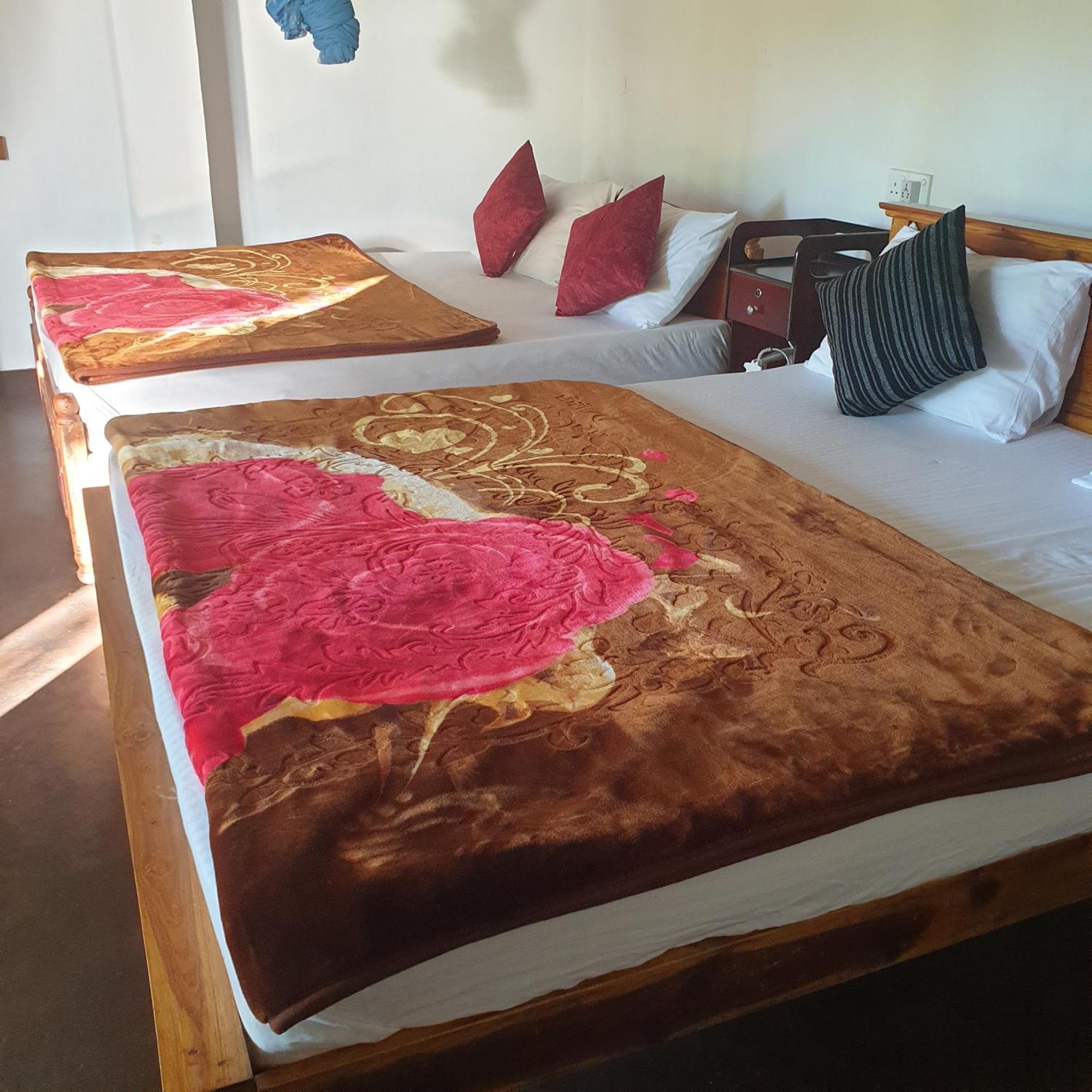 Himansa Homestay Ела Екстериор снимка