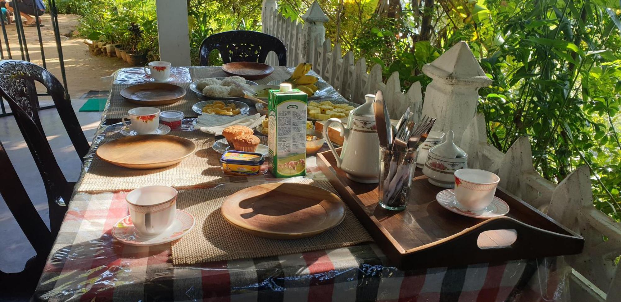 Himansa Homestay Ела Екстериор снимка
